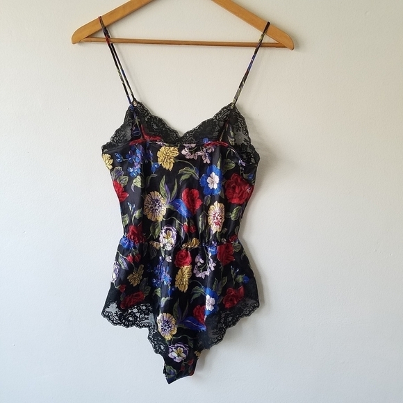 𝅺VTG Fantasies by Morgan Taylor  Bodysuit Lingerie Lace High Cut  Leotard - Picture 2 of 11